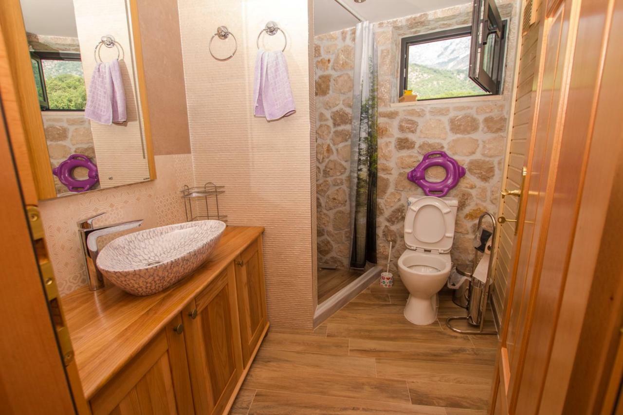 Stone Villa Uk - Dobra Voda Bar Eksteriør bilde